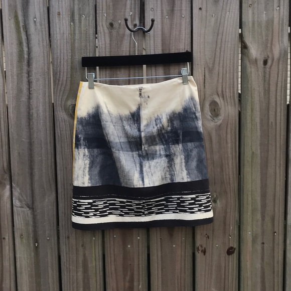 Elie Tahari Cream/Yellow/Blue Skirt - Size 2 - Picture 2 of 6